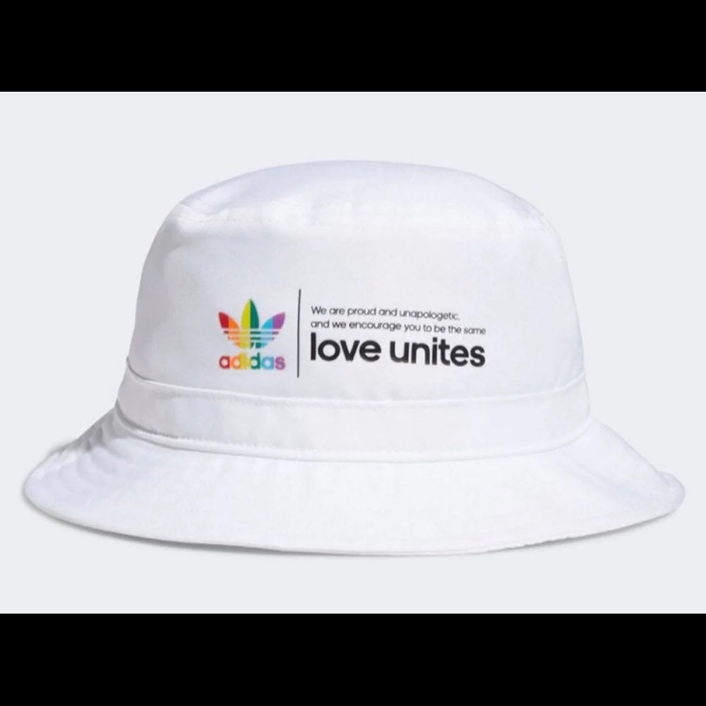 Adidas bucket hat